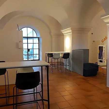 Jugendhaus St. Norbert Hotel 2*