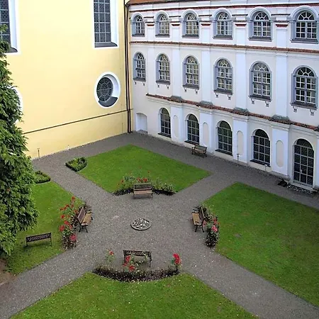 Hotel Jugendhaus St. Norbert 2*