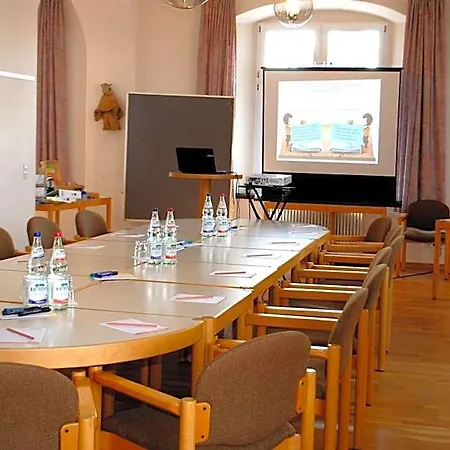 Hotel Jugendhaus St. Norbert 2*
